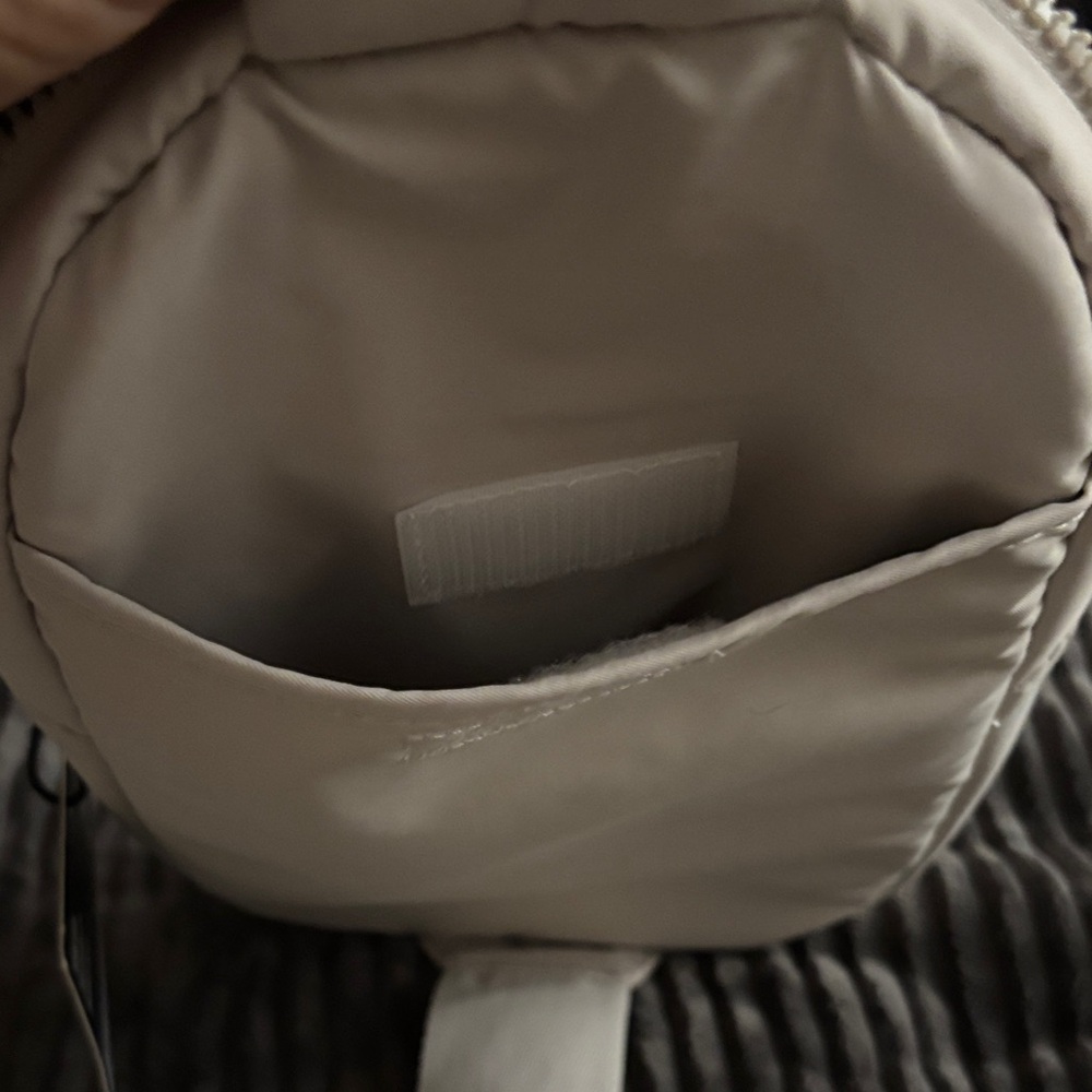 Adidas Alumina Grey Crossbody Bag with Logo - Picture 9 of 14